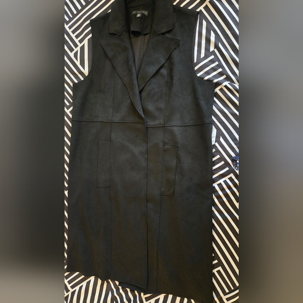 John & Jenn Black Long Vest – Size M